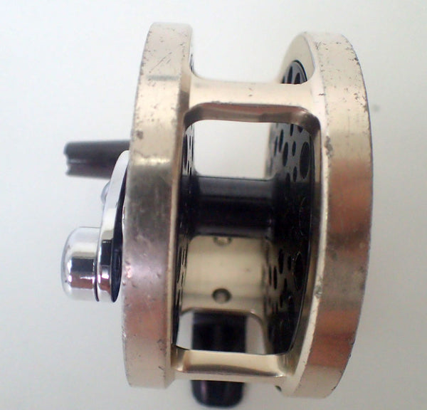 US140  リバーランズ　TRADIT　TR-1
