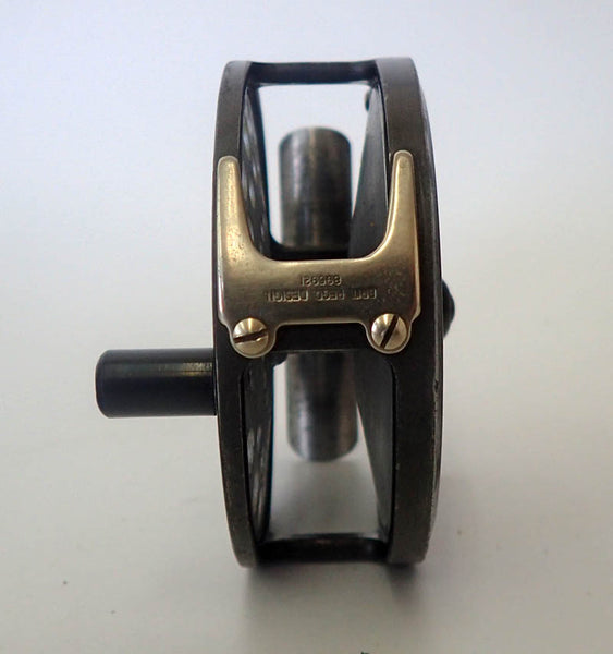 R812 HARDY FEATHERWEIGHT 2スクリューラインガード