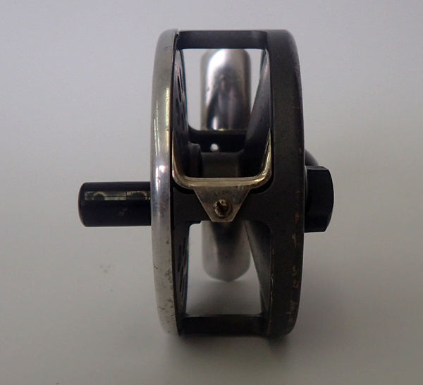 R822 HARDY MARQUIS 2/3