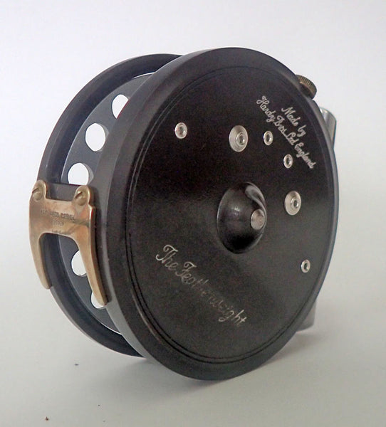 R828 HARDY FEATHERWEIGHT