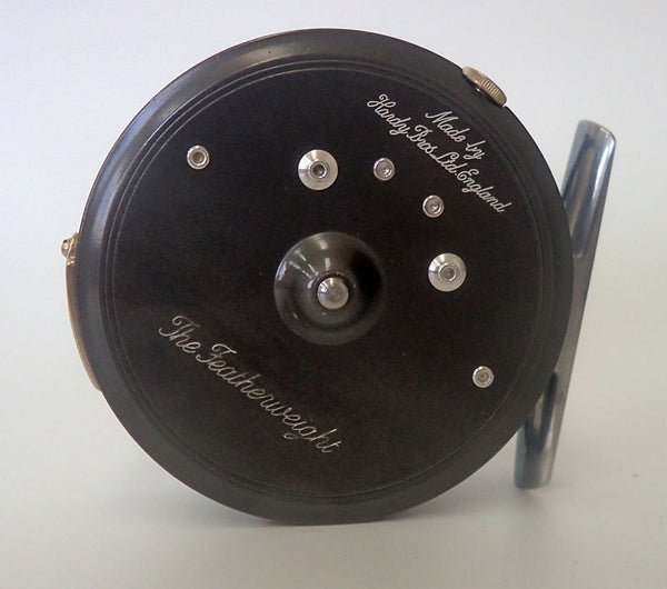 R830 HARDY FEATHERWEIGHT
