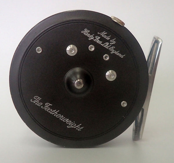 R832 HARDY FEATHERWEIGHT