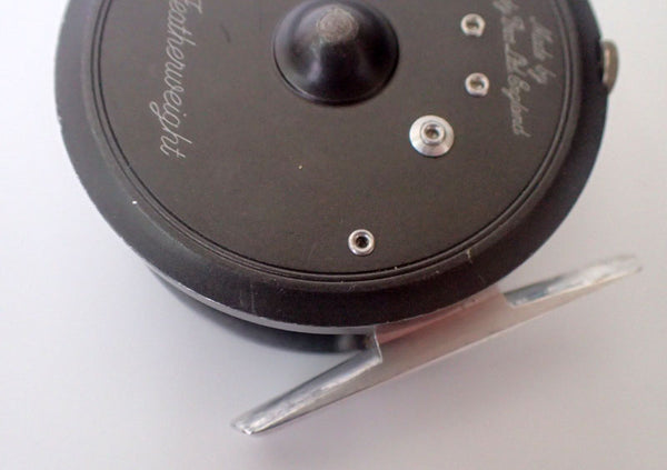 R833 HARDY　FEATHERWEIGHT